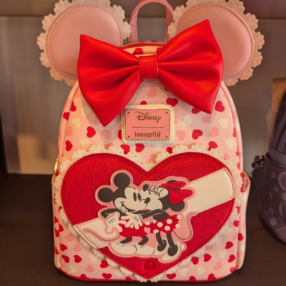 Disney Other - Disney Minnie Mouse Heart Backpack - Pink and Red
